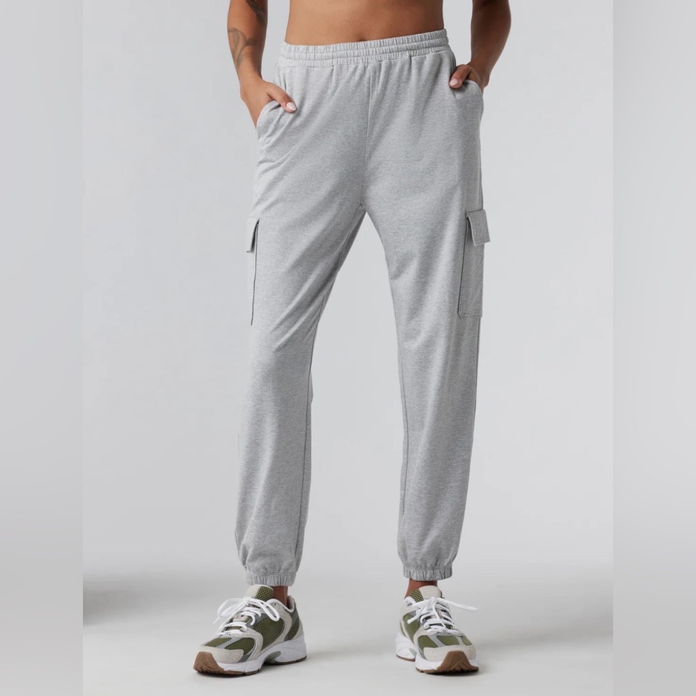 Vuori Boyfriend Cargo Sweatpant, XS